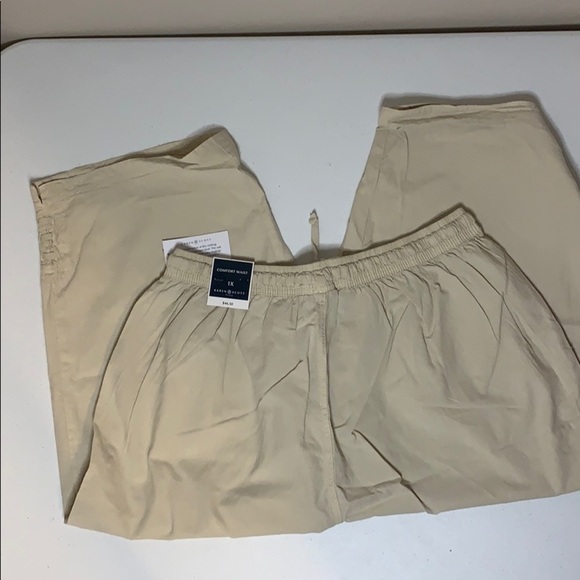 Karen Scott Comfort Waist Capri Stonewall 1X - Picture 2 of 3